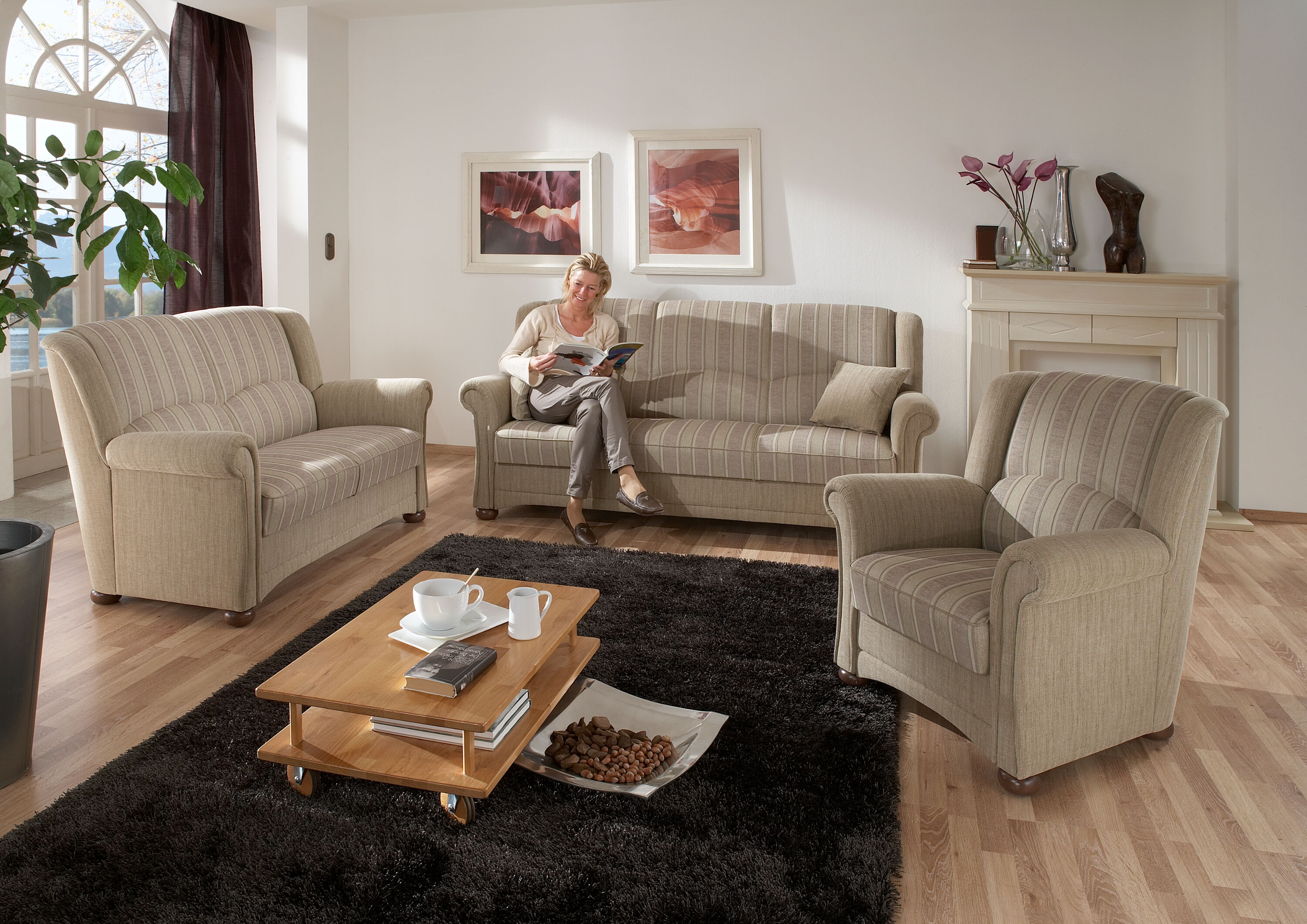 Emden 3-sitzer 200cm, 2-sitzer 145cm & Sessel